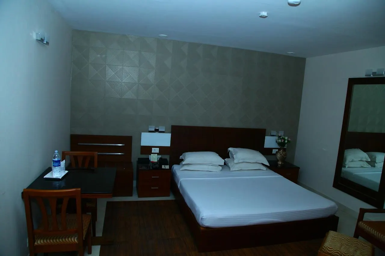 Nila Palace Kollam 4*,  India