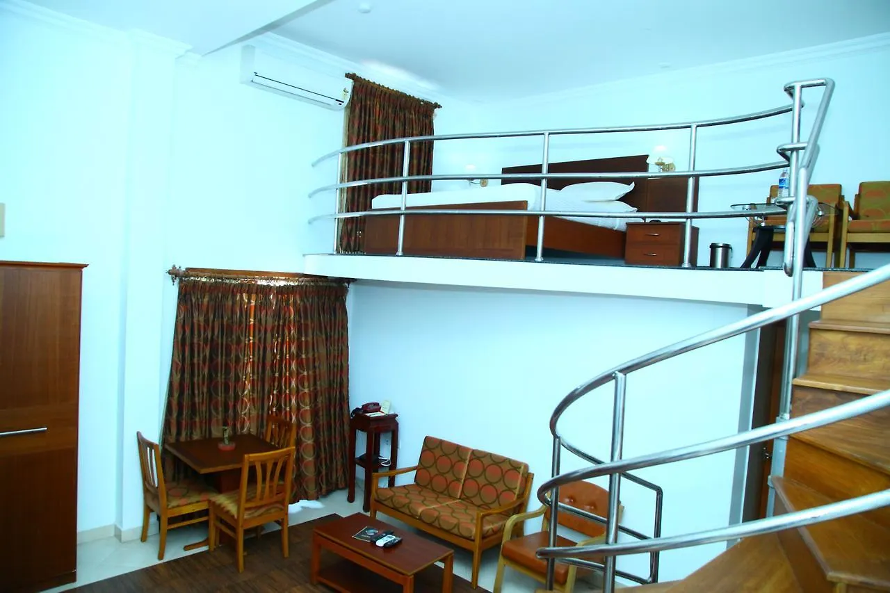 Nila Palace Kollam 4*,  India